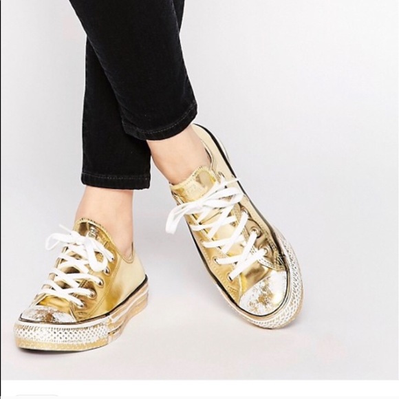 chuck taylor gold